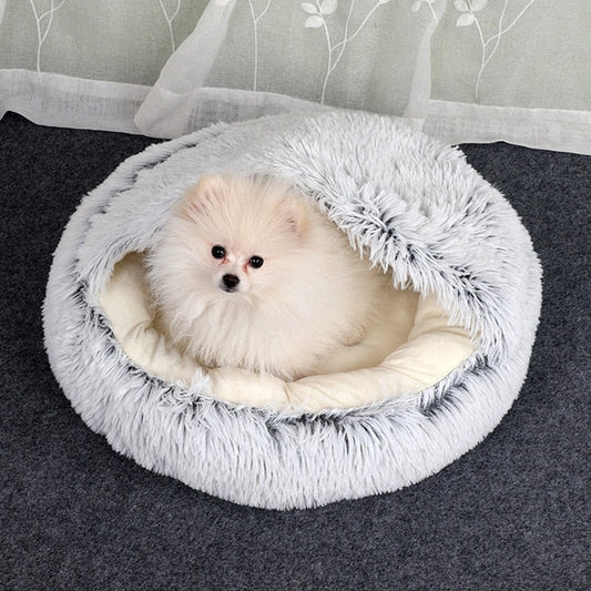 2-in-1 pet bed with raised rim for cats and small dogs